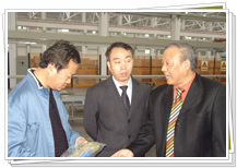 中國紡織報社長遲宗君、副主編張澤華視察我司